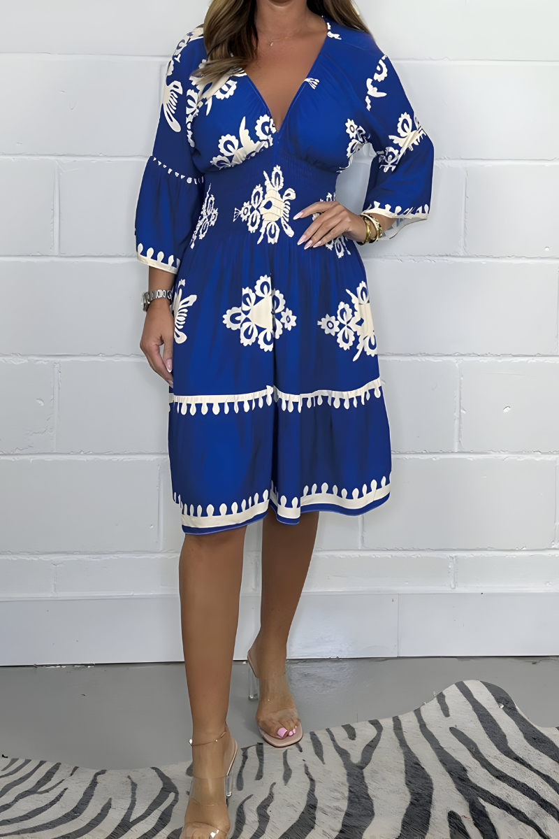 Noema |Flattering Knee Length Dress